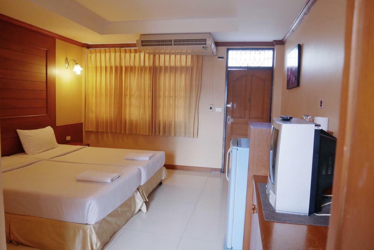 Baan Jpn Hotel Хуахін Екстер'єр фото