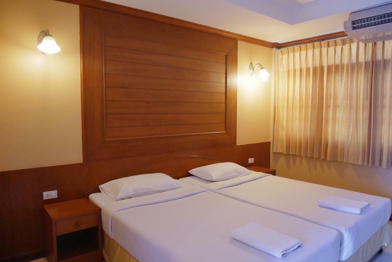 Baan Jpn Hotel Хуахін Екстер'єр фото