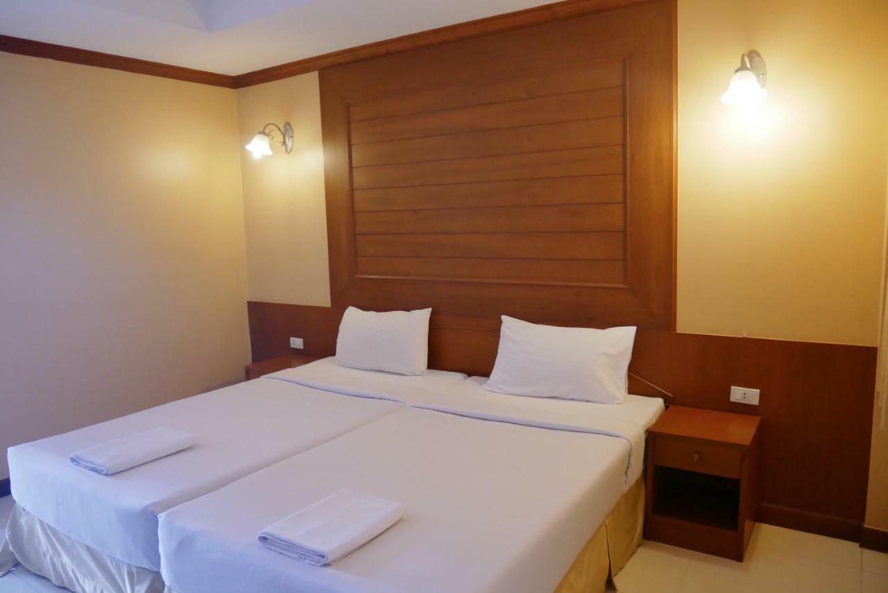Baan Jpn Hotel Хуахін Екстер'єр фото