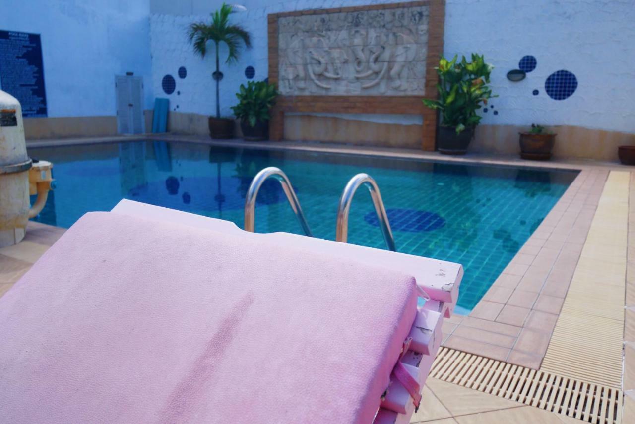 Baan Jpn Hotel Хуахін Екстер'єр фото