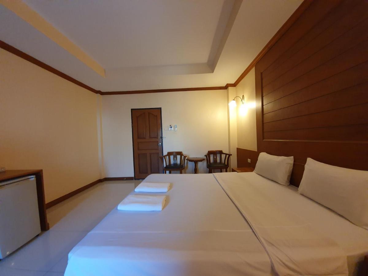 Baan Jpn Hotel Хуахін Екстер'єр фото